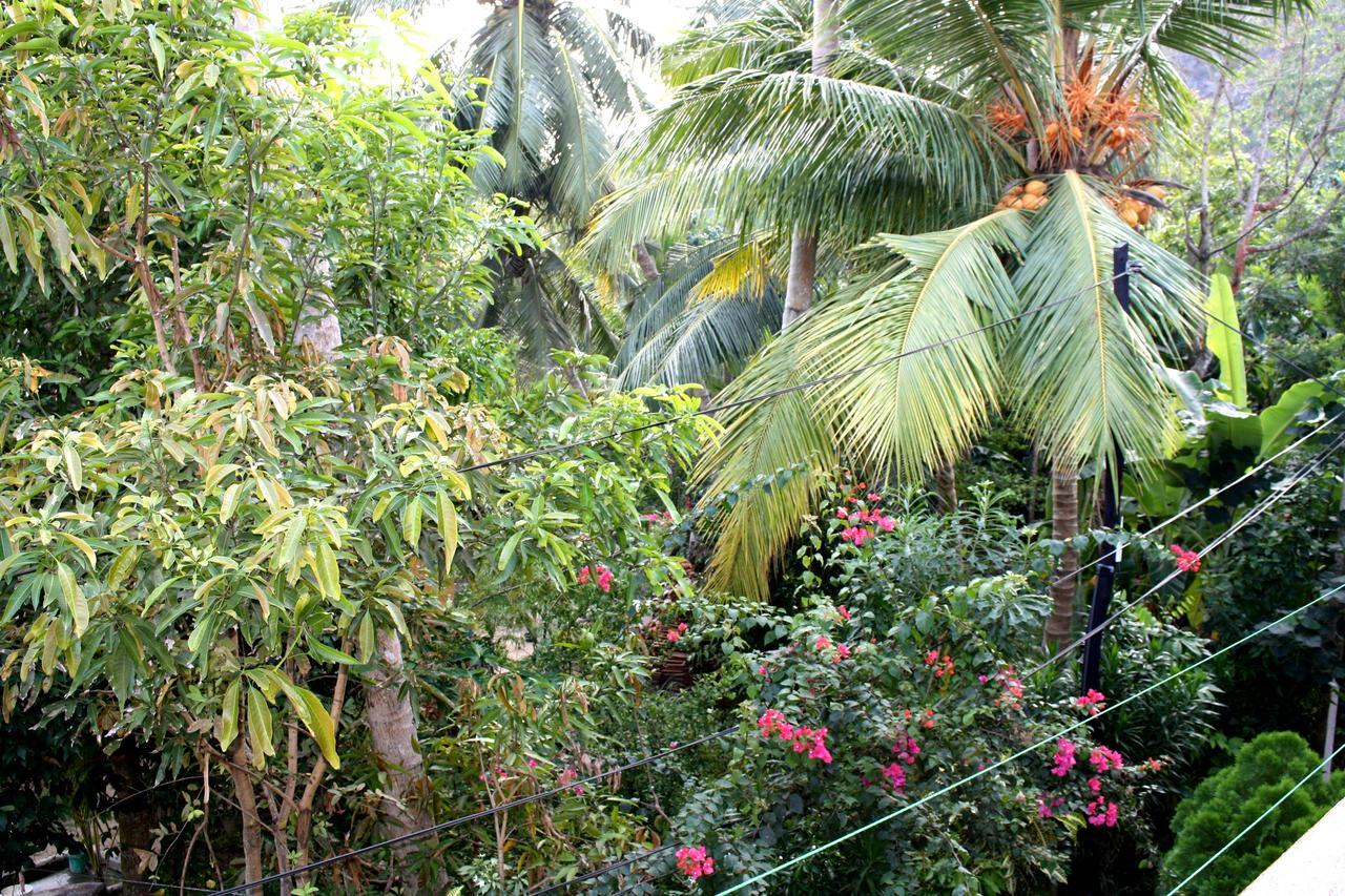 Hotel Happy Coconut Unawatuna Esterno foto